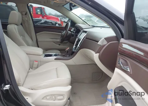 2016 Cadillac Srx Luxury Collection z USA, uszkodzony, nr VIN 3GYFNBE3XGS508077